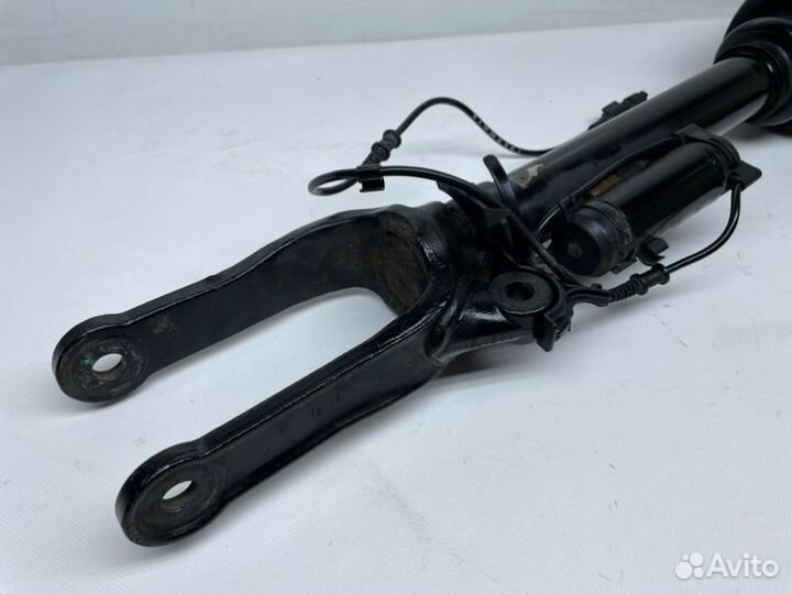 Амортизатор передний Mercedes-Benz Gl X164 5.5