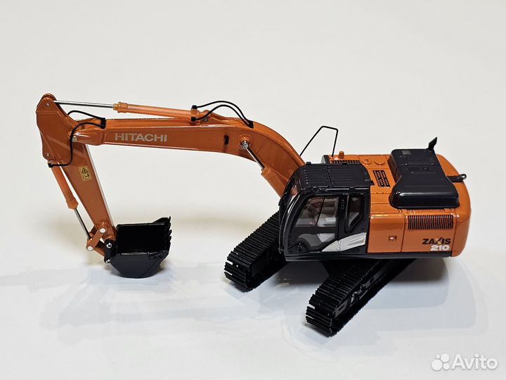 Экскаватор hitachi zaxis 210