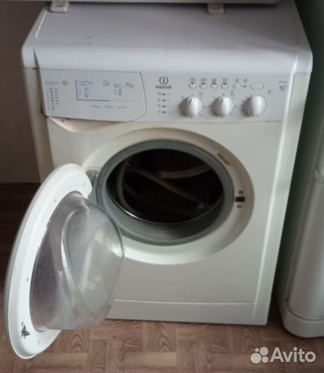 Стиральная машина бу indesit 4кг