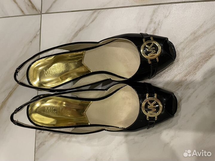 Босоножки женские 38 размер Michael Kors