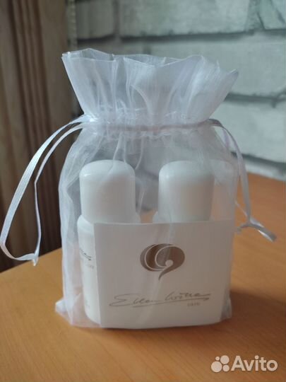 Парик женский из канеколона