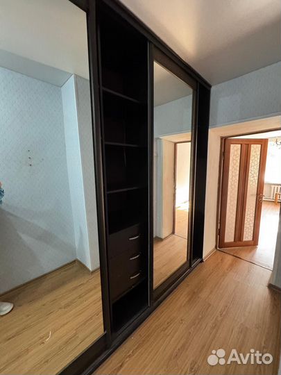 Шкаф купе с зеркалом бу