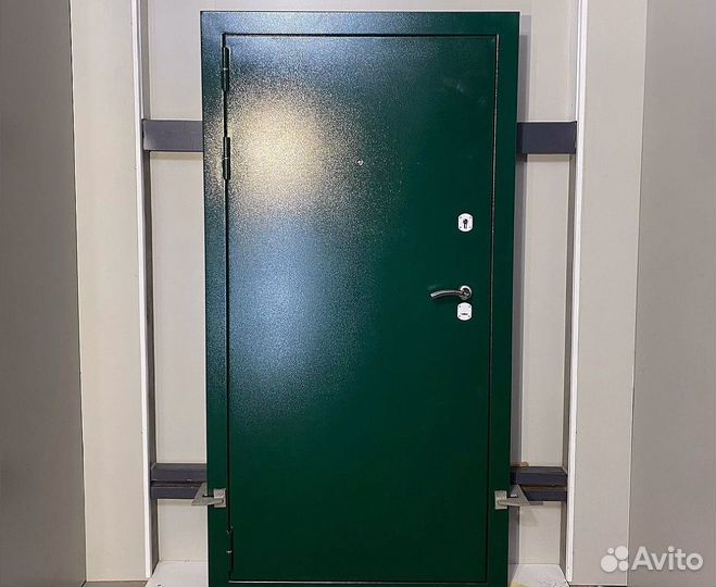 Входная дверь