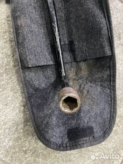 Ключ балонный Opel Astra J GTC A14NET 2012