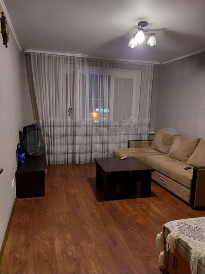 2-к. квартира, 60 м², 9/10 эт.