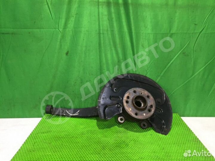 Поворотный кулак правый Mercedes-Benz Gl X164