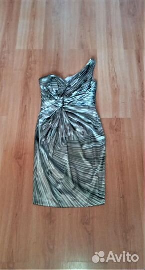 Платье 44-46р maggi london