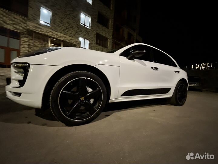 Колесные диск r21 на porsche