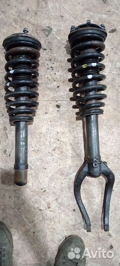 Передние стойки