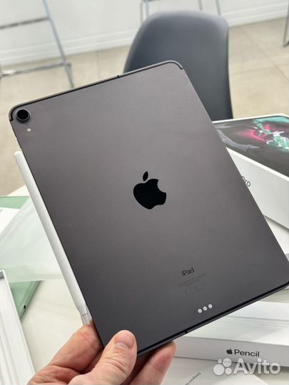 iPad Pro 11 2018 64gb+Sim+Pencil 2