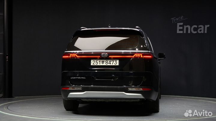 Kia Carnival 2.2 AT, 2021, 68 670 км