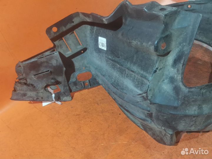 Подкрылок Honda Accord CF3 передний левый