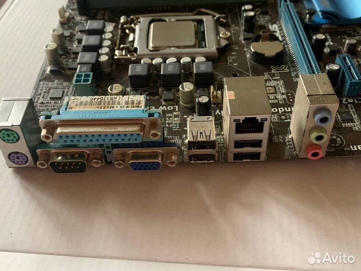 Материнская плата с процессором и памятью