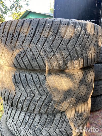 Goodyear UltraGrip Ice Arctic SUV 265/65 R17 112T