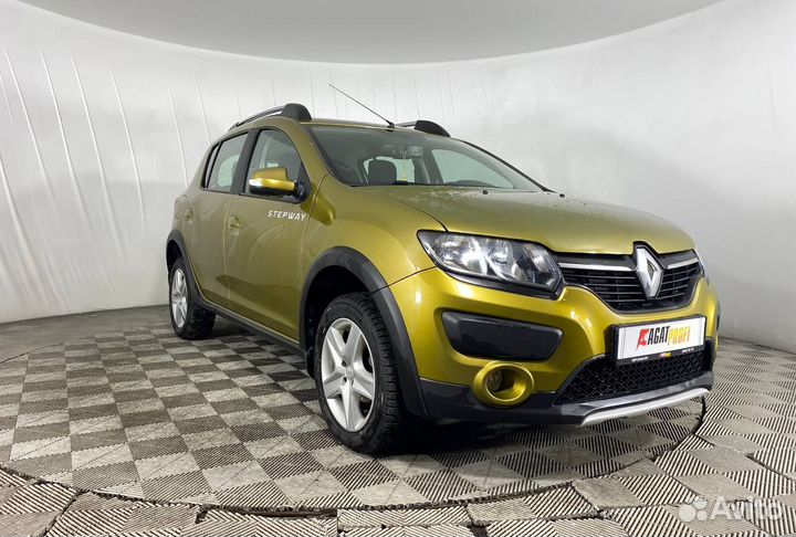 Renault Sandero Stepway 1.6 AMT, 2015, 109 001 км