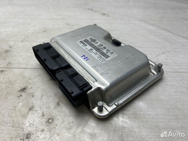 Блок управления двигателем Volkswagen Passat B5