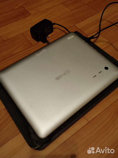 Планшет DNS Airtab M974w