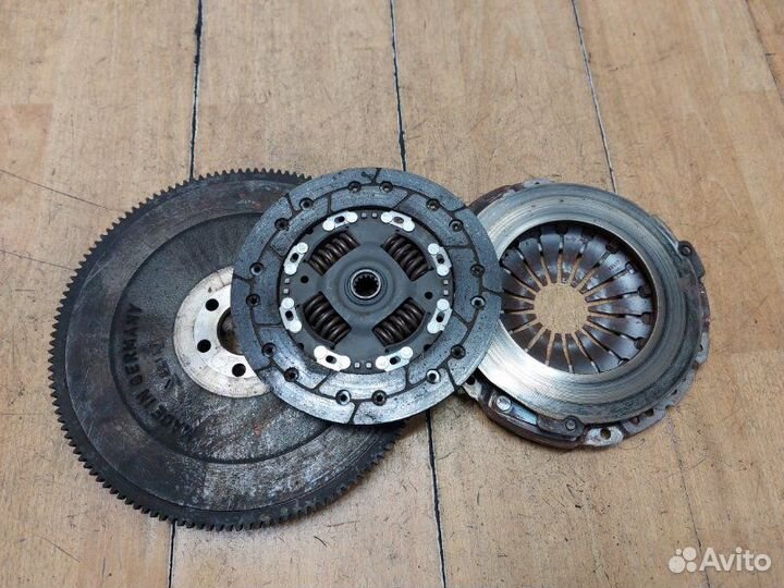 Комплект сцепления Opel Zafira B Z16XE1 2007