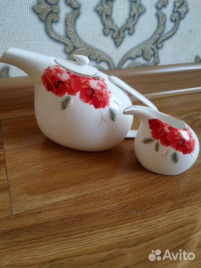 Заварочный чайник,молочник Aura of Bohemia