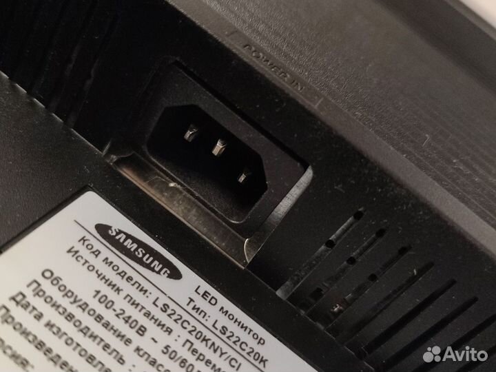 Монитор Samsung 50*30 см