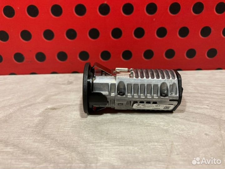 Разъем AUX / USB Porsche Macan 95B CTL 2017