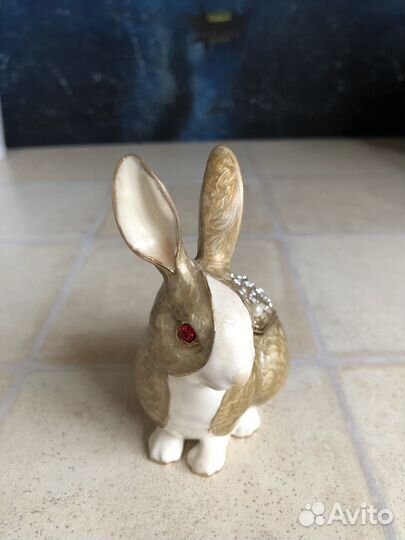 Шкатулка Зайчик эмаль стразы