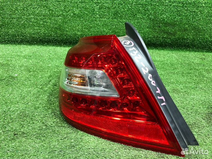 Фонарь задний левый Nissan Teana PJ32 J32