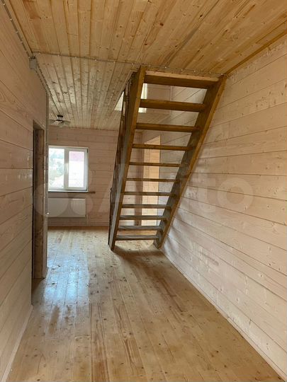 Коттедж 145 м² на участке 4 сот.