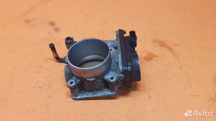 Дроссельная заслонка правая Infiniti Fx35 S51 3.5