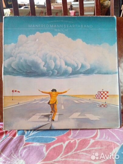 Виниловые пластинки, катушки и кассеты