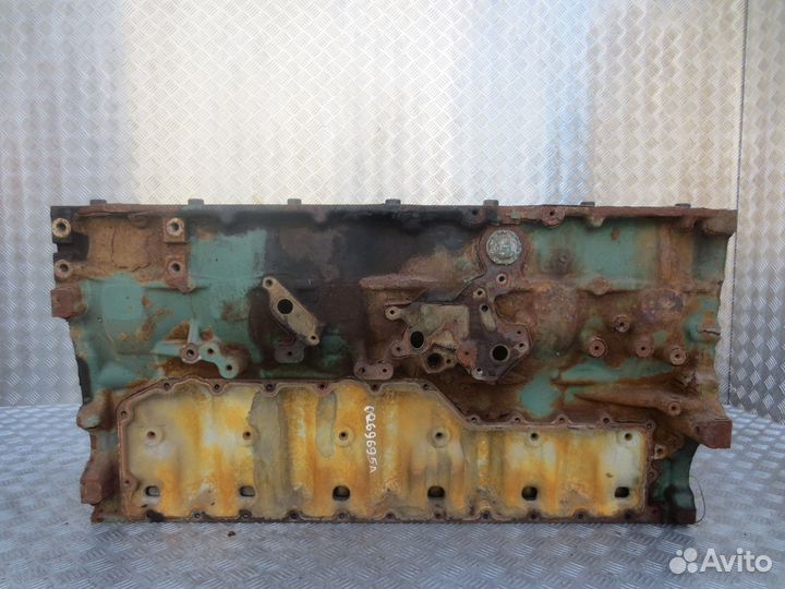 Блок двс Volvo 20993042