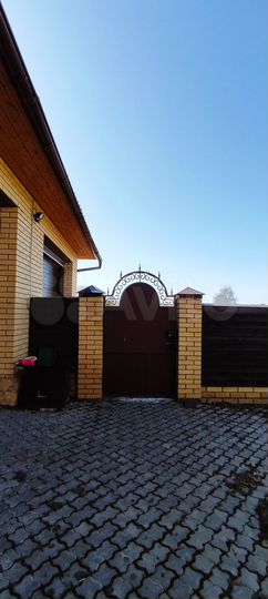 Коттедж 300 м² на участке 20 сот.