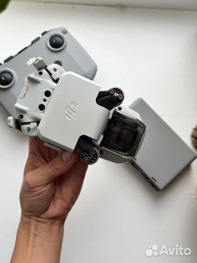 Квадрокоптер dji mini 2 fly more combo