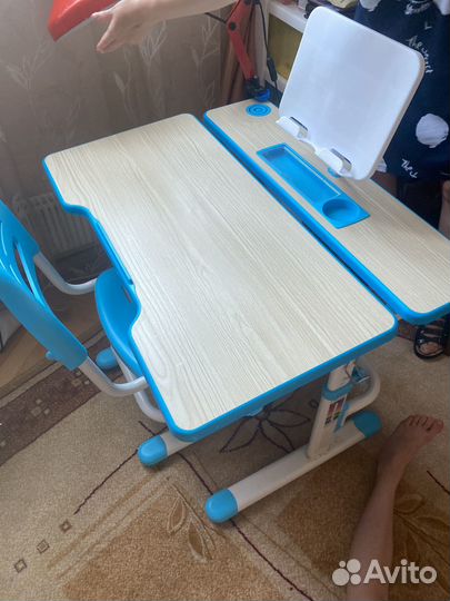 Письменный стол для школьника бу