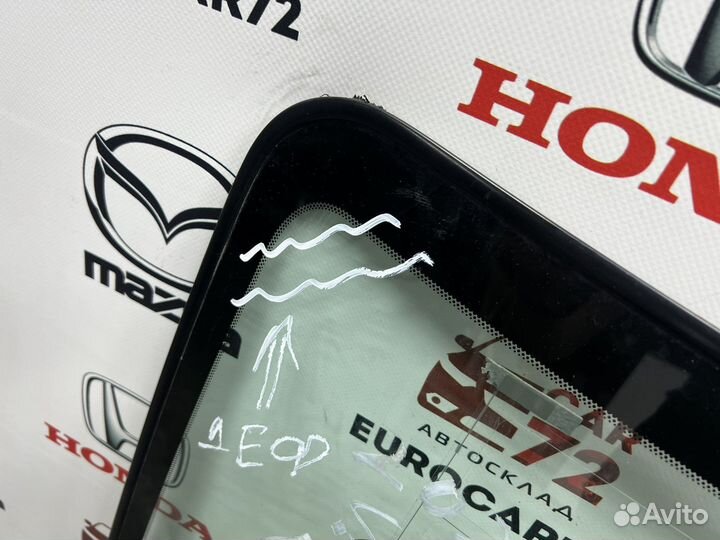 Стекло лобовое переднее Mazda Axela BK 2002-2008