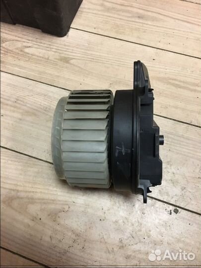 Моторчик печки 4H1820021B Ауди А6 С7 А7 4G
