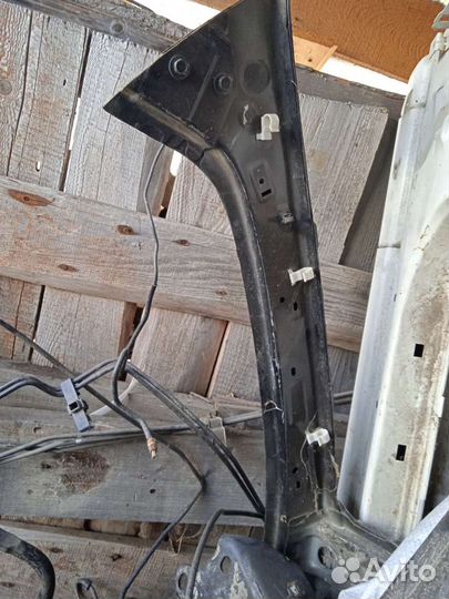 Стойка передняя лобовая nissan x trail t31