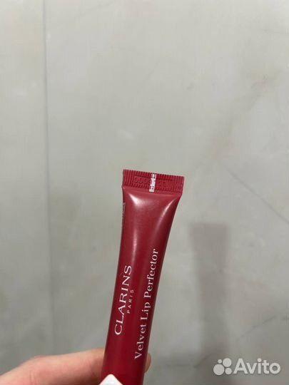 Матовый бальзам для губ clarins velvet lip perfect