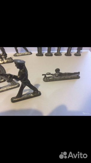 Игрушки СССР оловянные солдатики