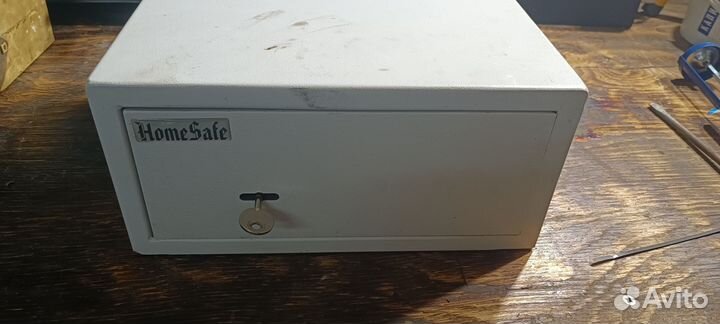 Сейф для денег и документов, оружия