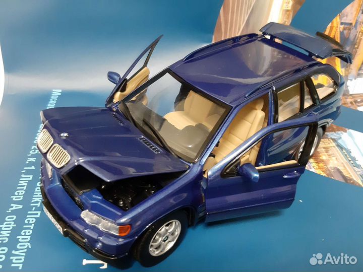 BMW X5 1:24 Синий Бумер Новый