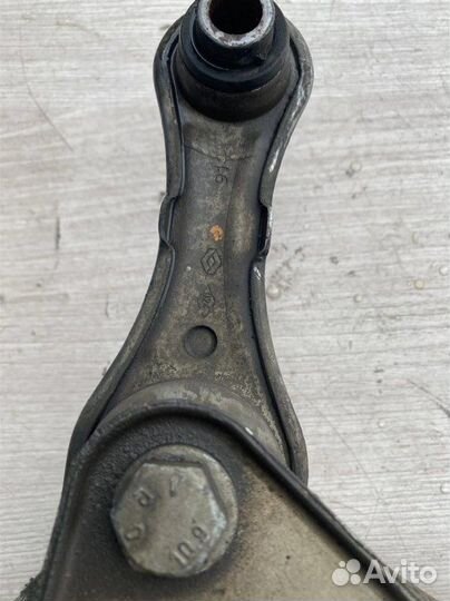 Кронштейн кпп LADA Largus универсал 5 мест 1.6