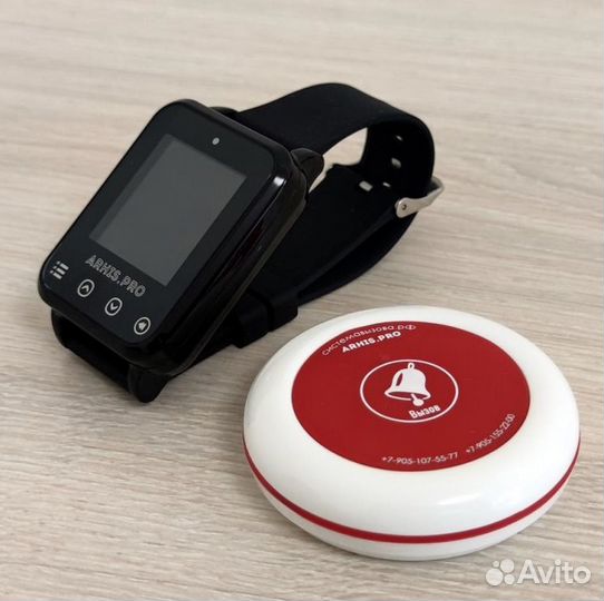 Кнопка вызова официанта и часы пейджер Элит