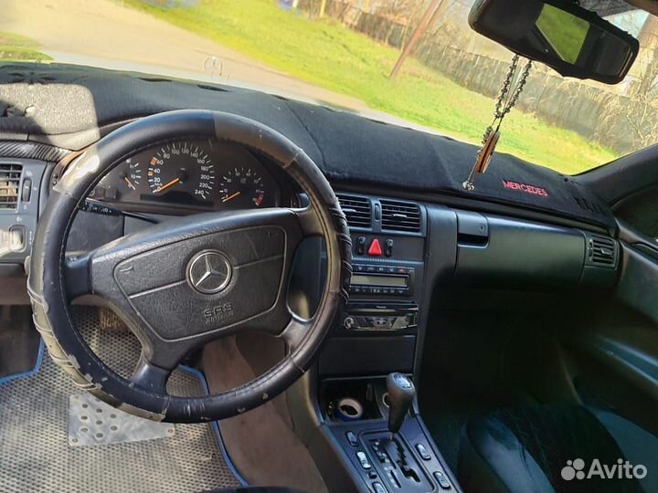 Mercedes-Benz E-класс 2.4 AT, 1998, 350 000 км