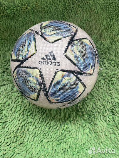 Футбольный мяч adidas лига чемпионов 2019-2020