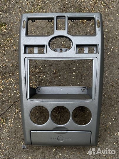 Центральная консоль priora 1