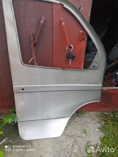 Накладка двери левая наружняя 3302