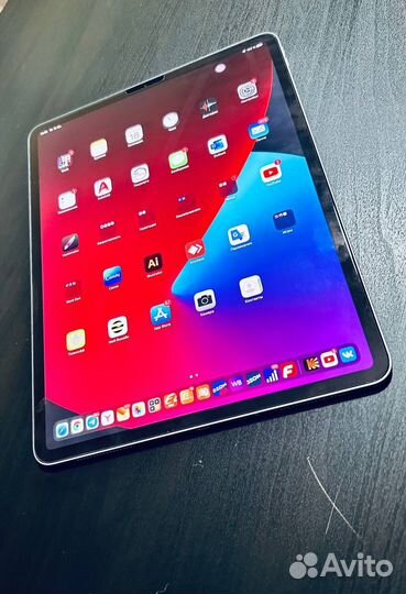 Почти новый iPad Pro 12,9 Wi-Fi + Cellular