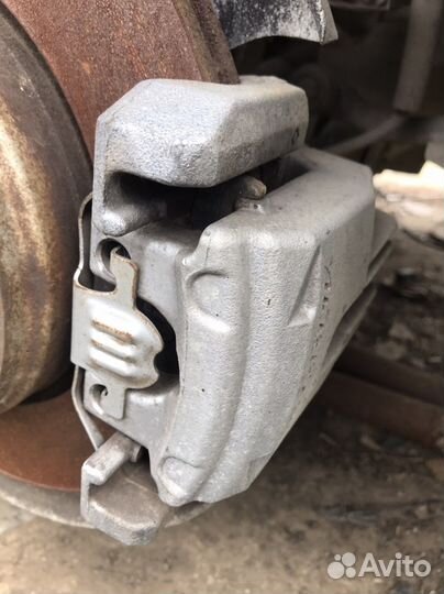 Задние Суппорта BMW 645ci