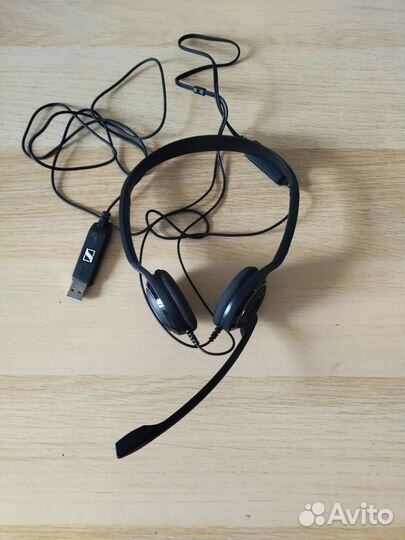 Гарнитура Sennheiser PC8 USB